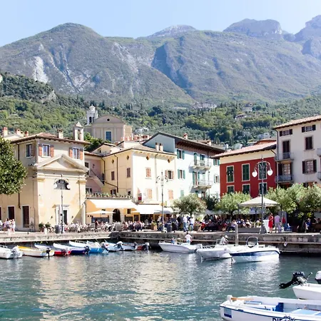 Zwei-zimmer-wohnung Mit Seeblick By Interhome Appartamento Malcesine